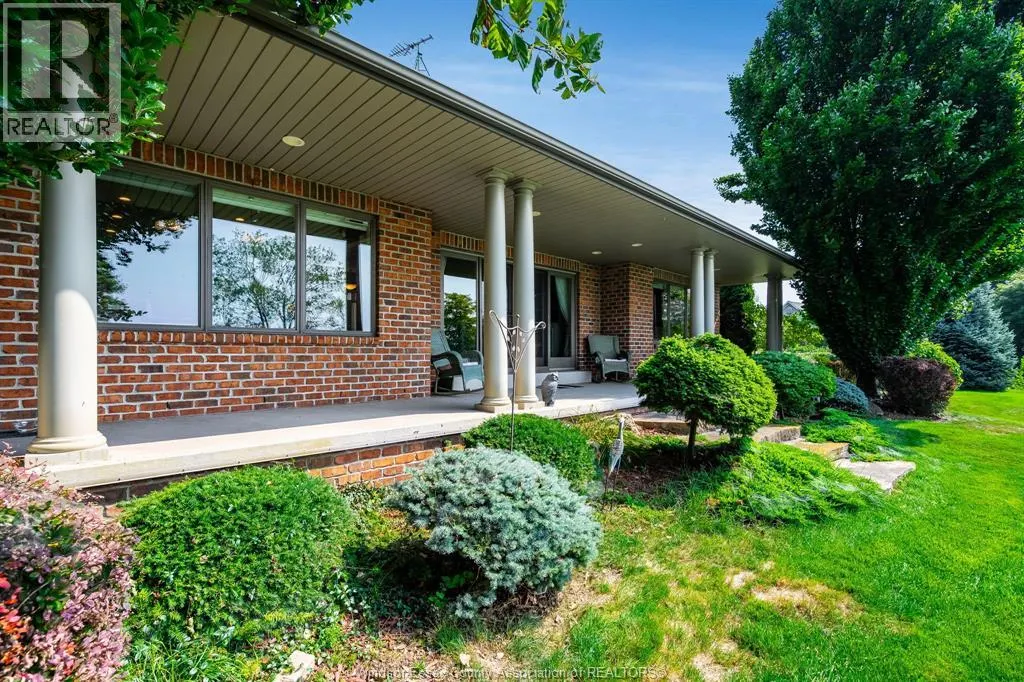 501 Lake DRIVE