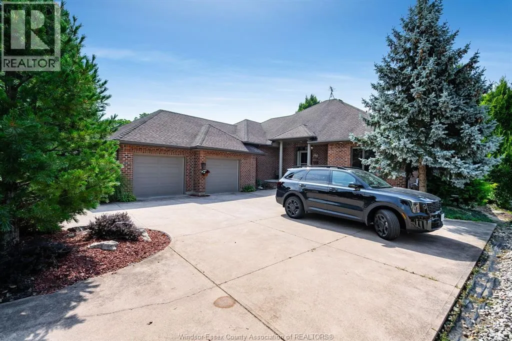 501 Lake DRIVE