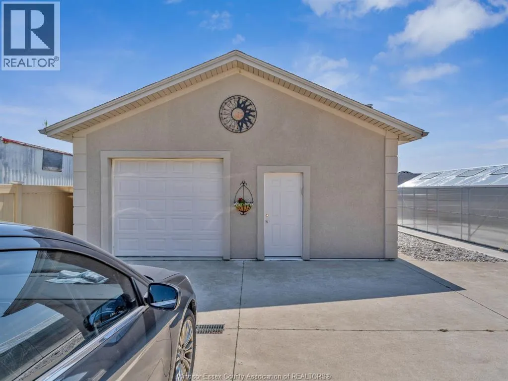 1841 Talbot Road West