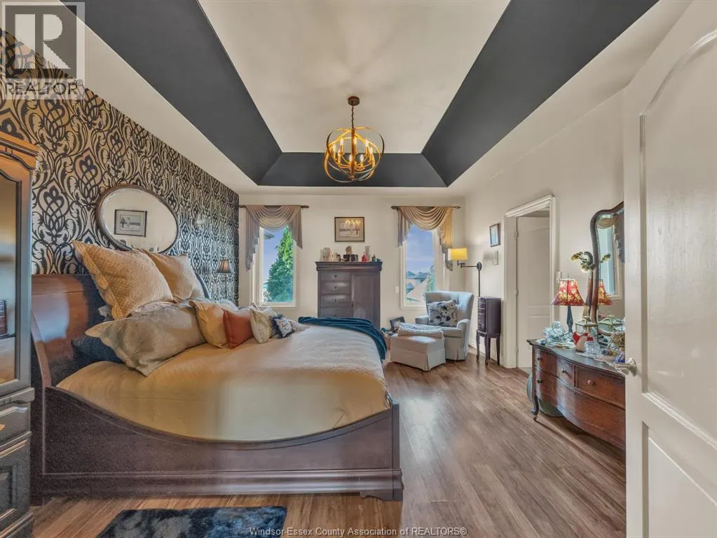 1841 Talbot Road West