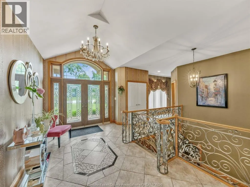 1841 Talbot Road West
