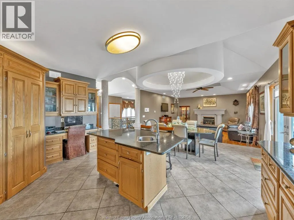 1841 Talbot Road West