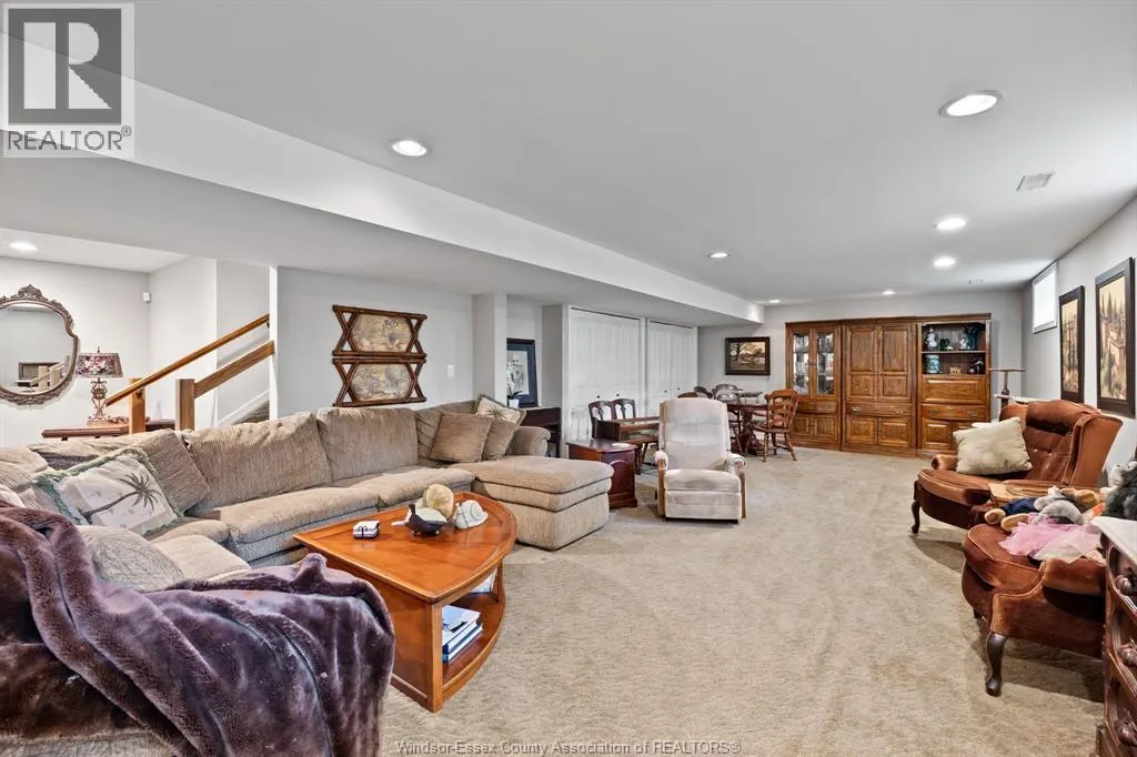 507 LADALE LANE