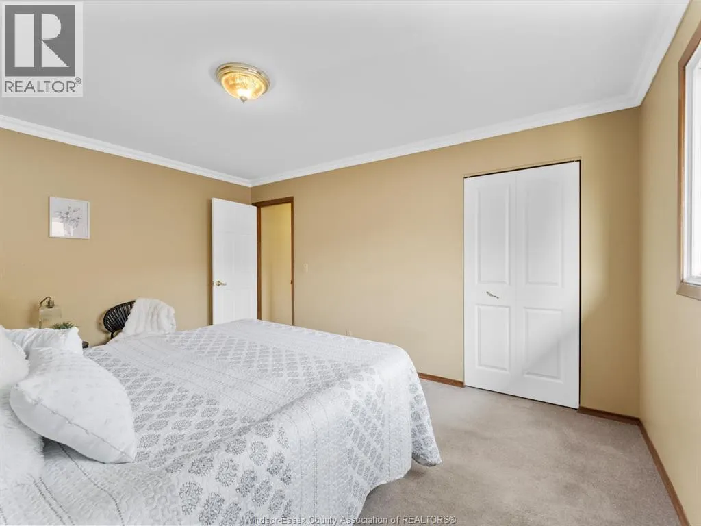 146 Roseborough ROAD
