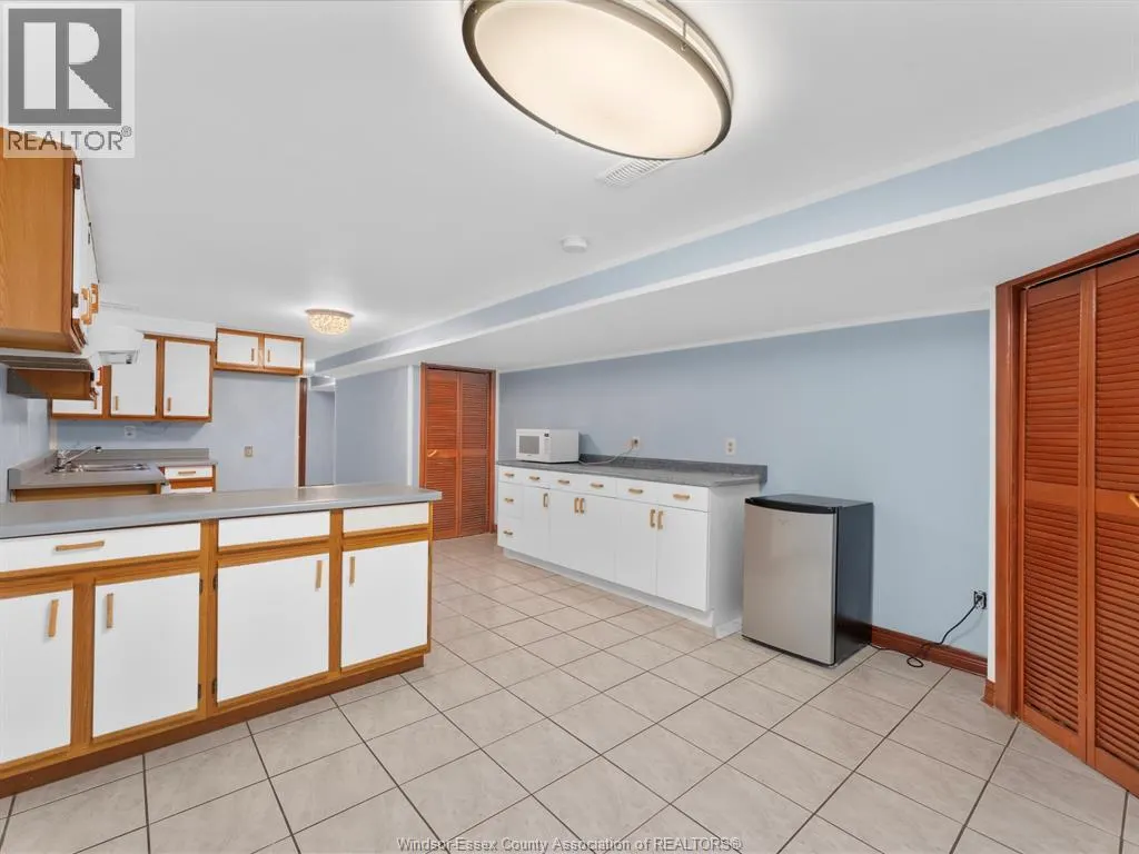 146 Roseborough ROAD