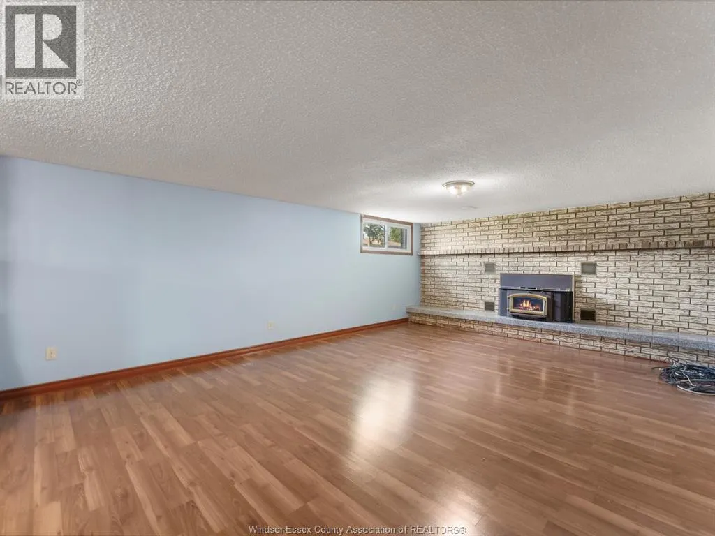146 Roseborough ROAD