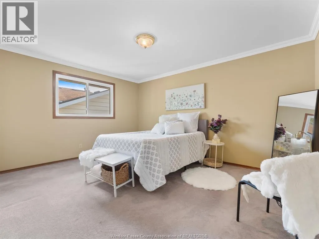 146 Roseborough ROAD
