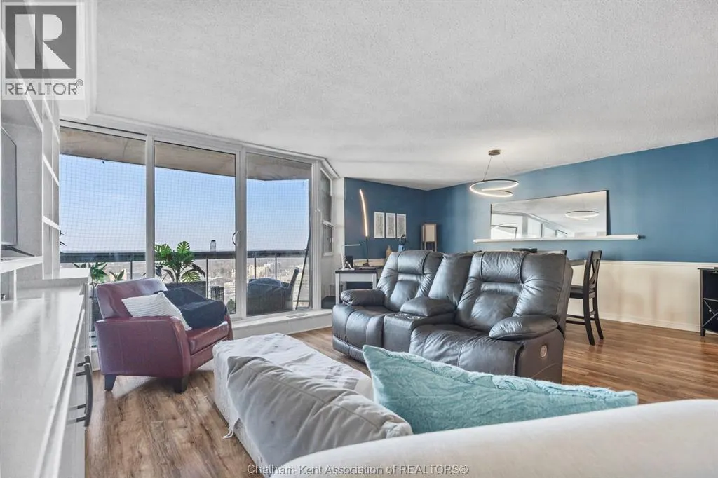 323 Colborne STREET Unit# 2403