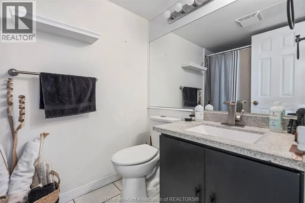 323 Colborne STREET Unit# 2403