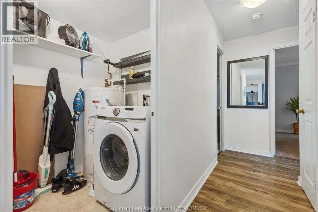 323 Colborne STREET Unit# 2403