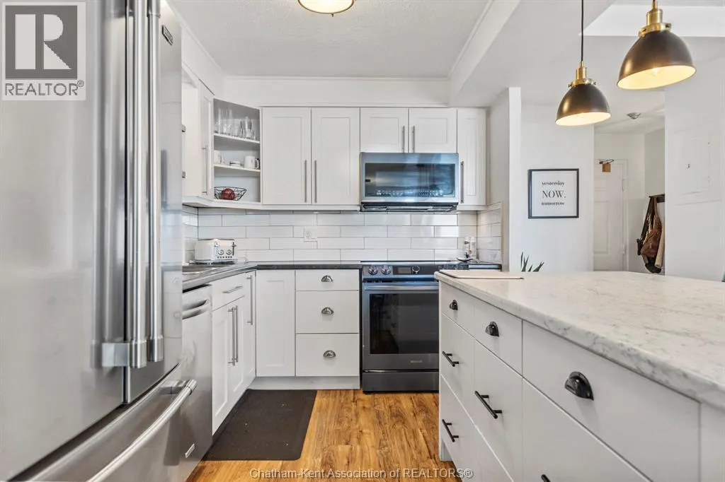 323 Colborne STREET Unit# 2403