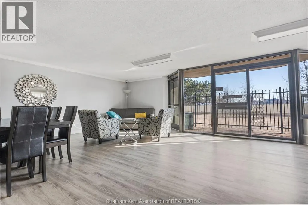 323 Colborne STREET Unit# 2403
