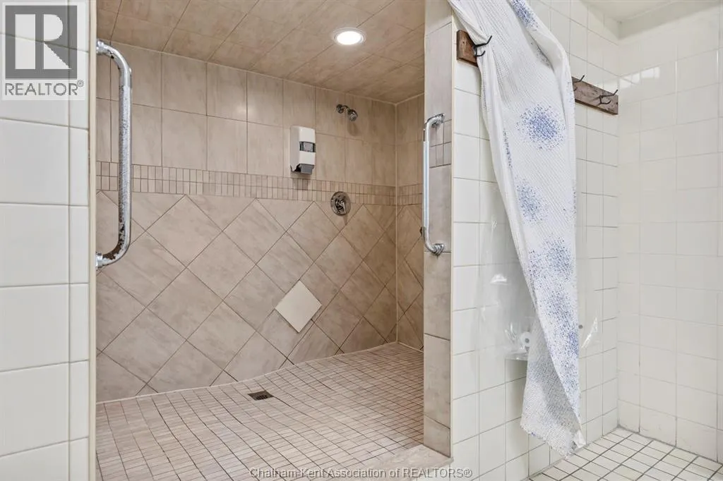 323 Colborne STREET Unit# 2403