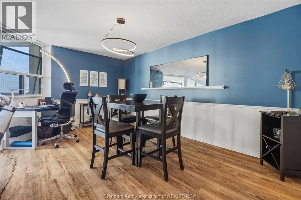323 Colborne STREET Unit# 2403