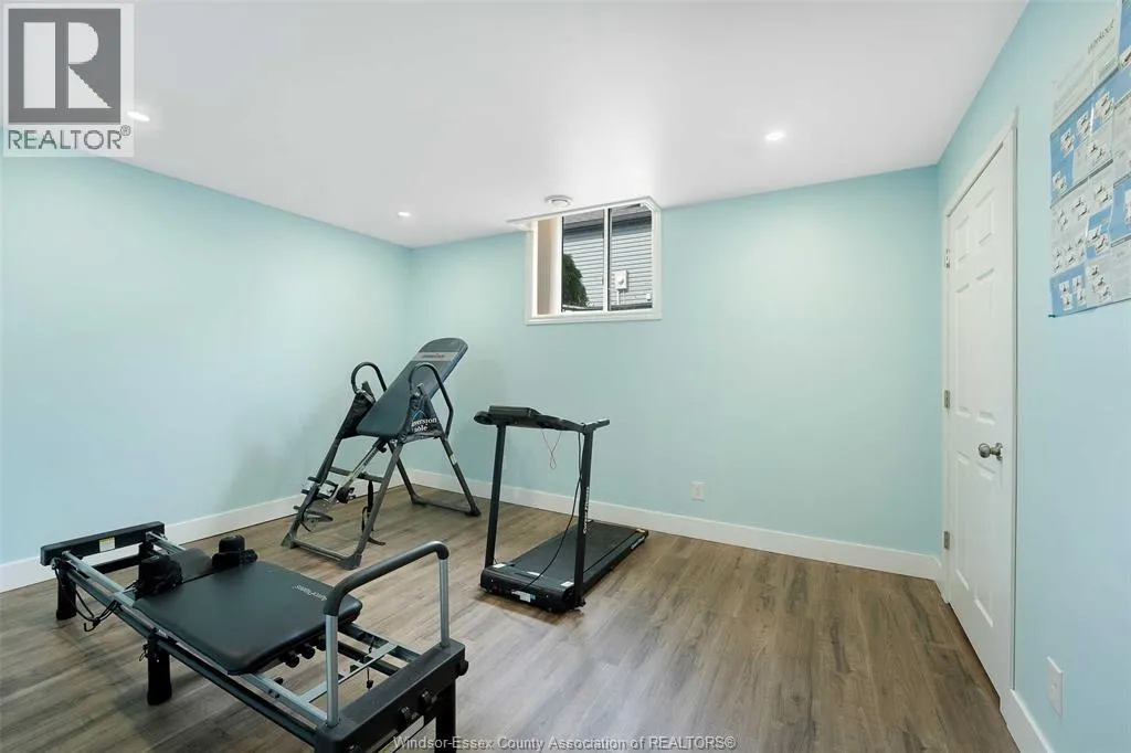 21107 MCLEAN ROAD