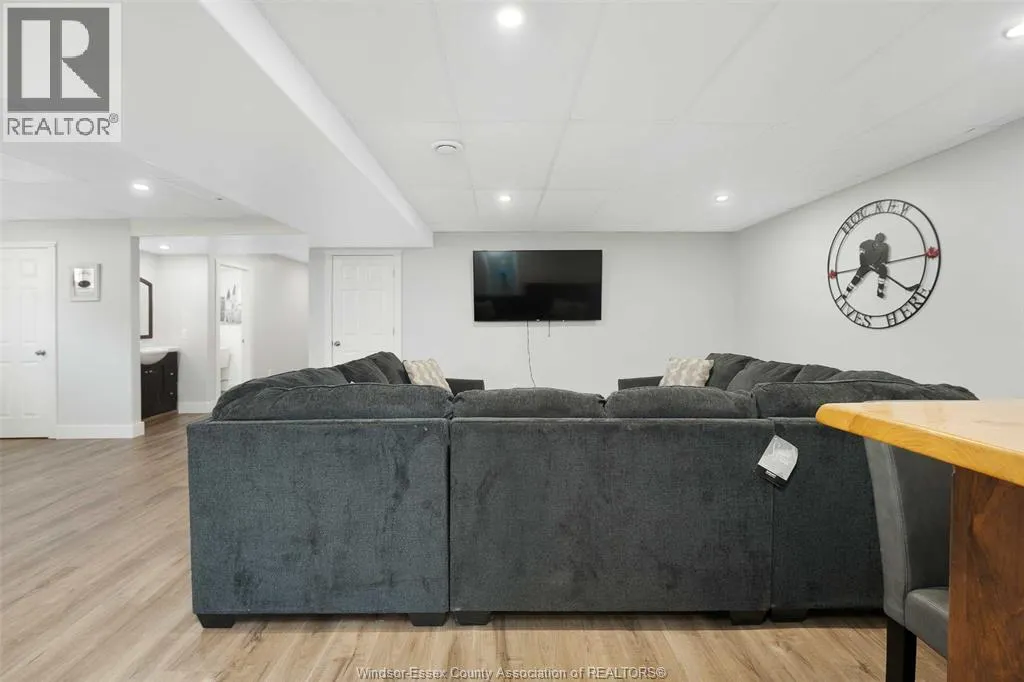 21107 MCLEAN ROAD