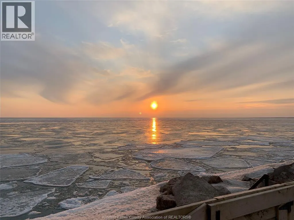 770 Point Pelee Dr