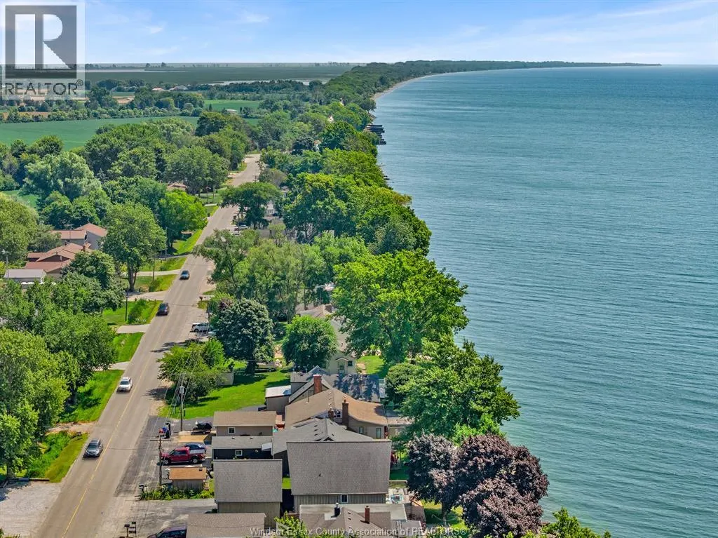 770 Point Pelee Dr