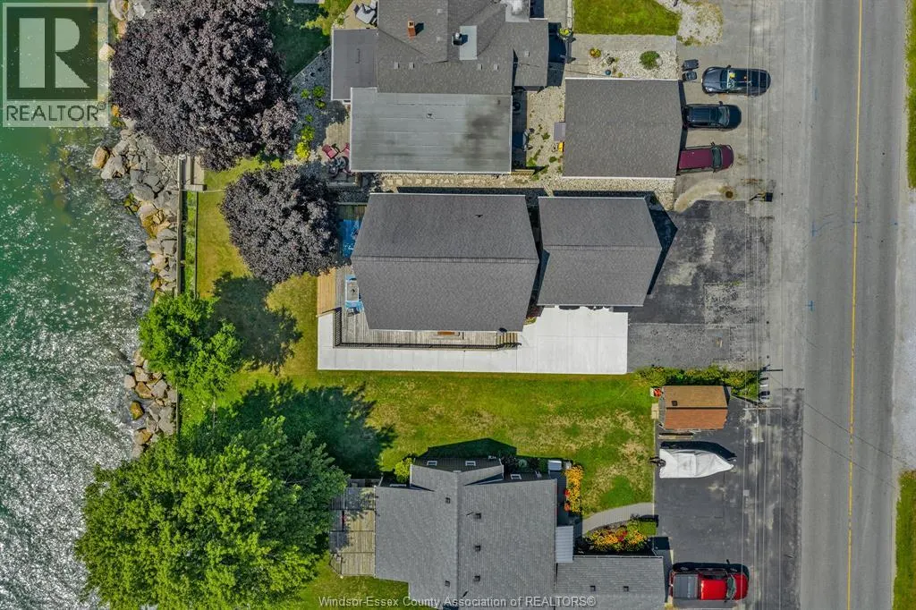 770 Point Pelee Dr