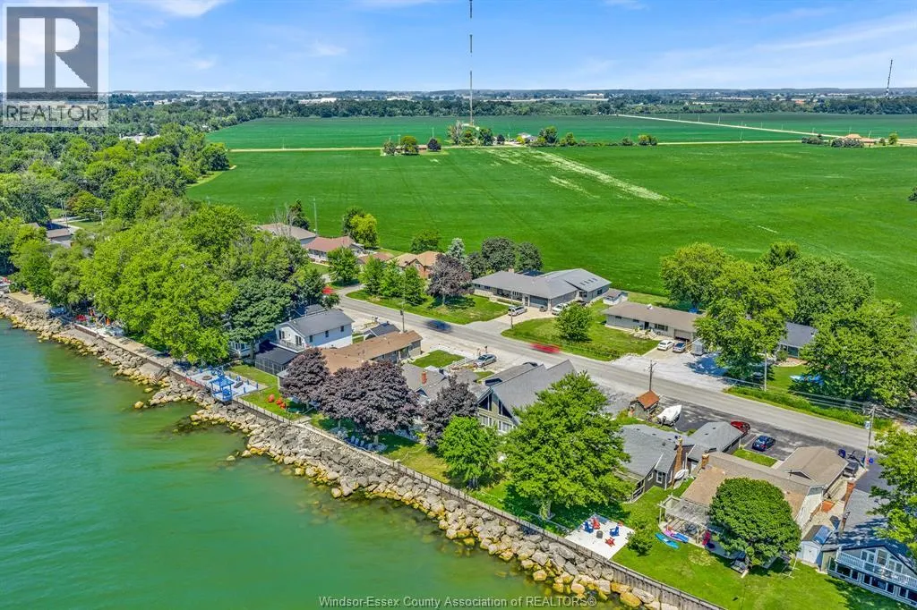 770 Point Pelee Dr