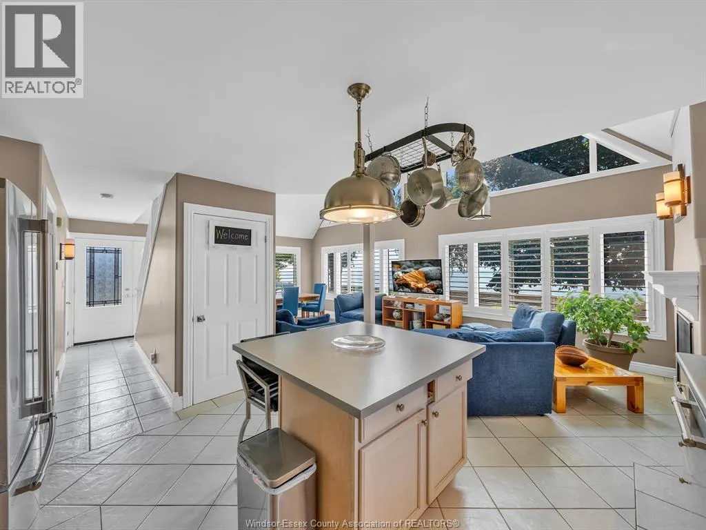 770 Point Pelee Dr