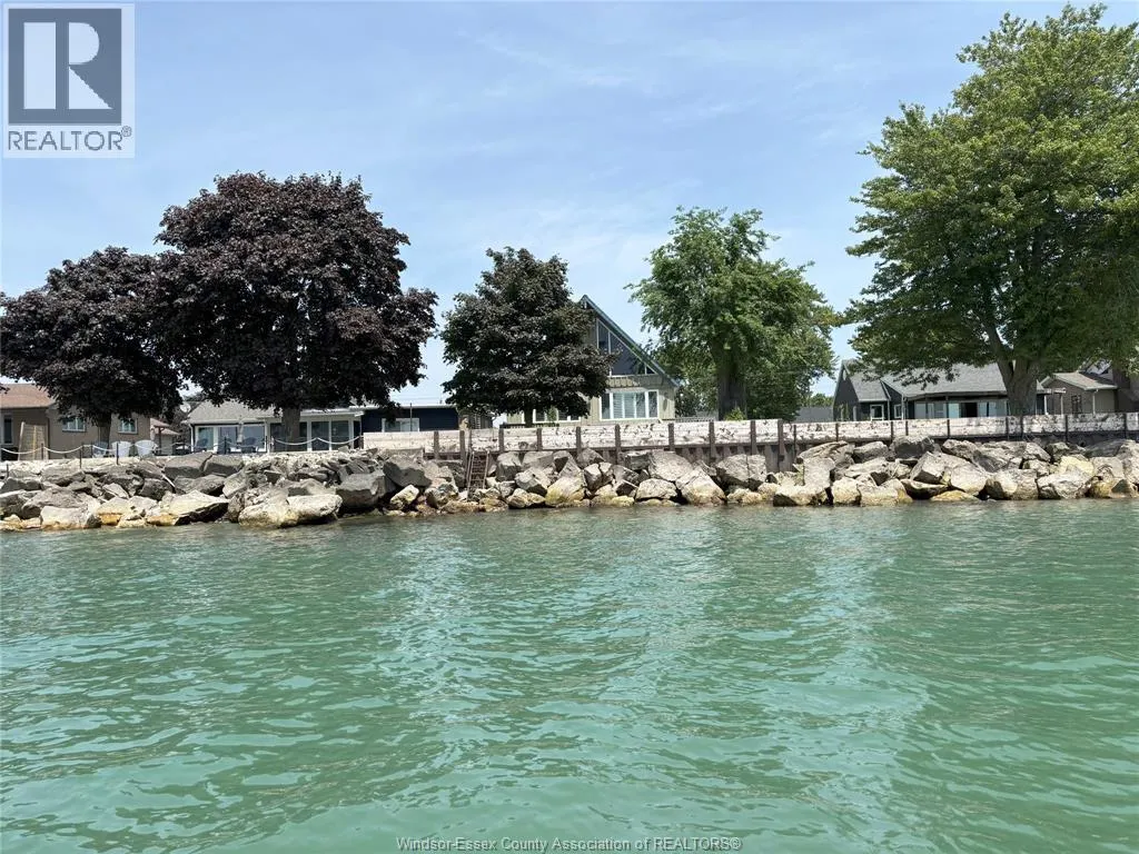 770 Point Pelee Dr