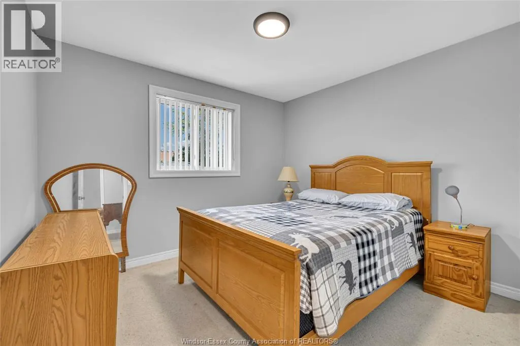1596 WHITEWOOD DRIVE