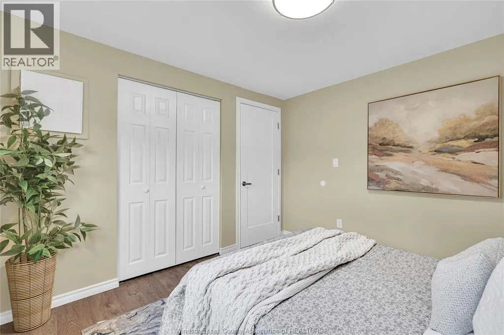 141 PAULA CRESCENT