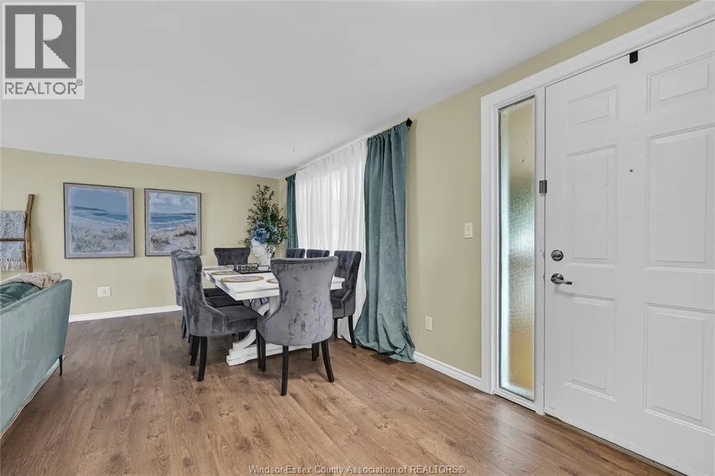 141 PAULA CRESCENT
