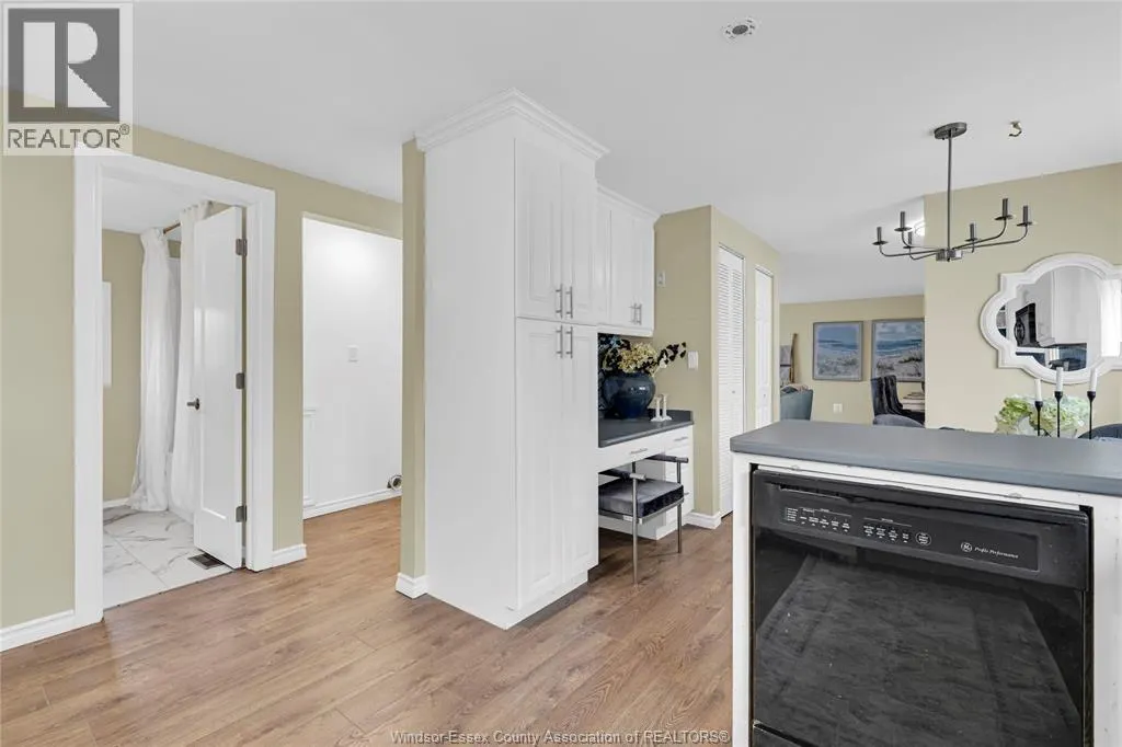 141 PAULA CRESCENT