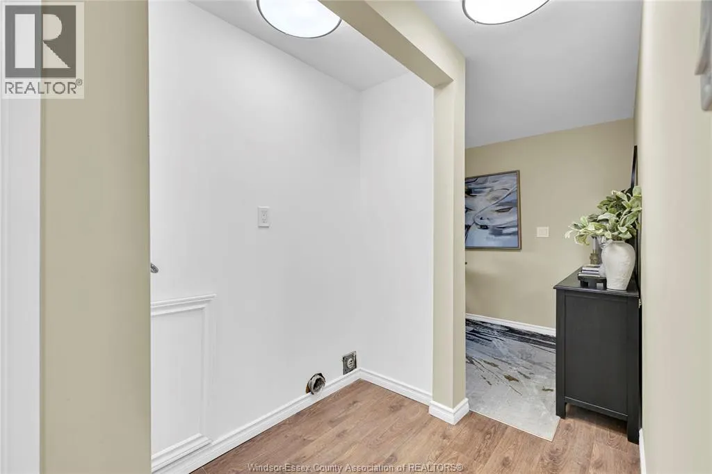 141 PAULA CRESCENT