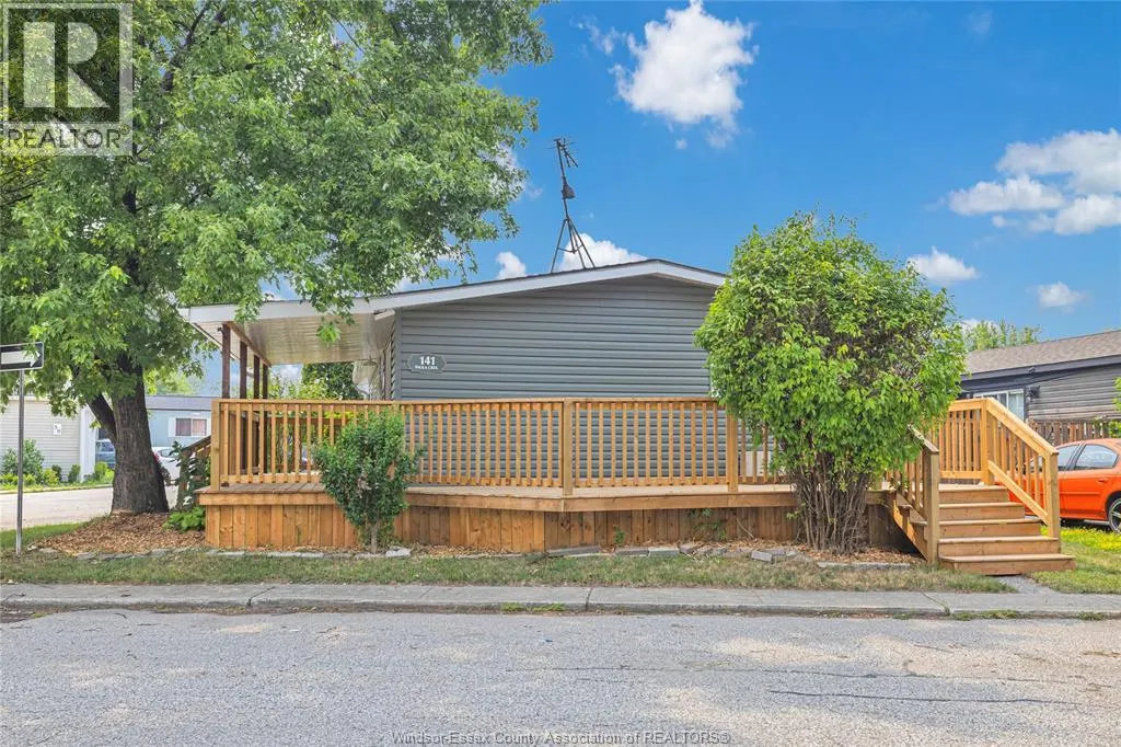 141 PAULA CRESCENT