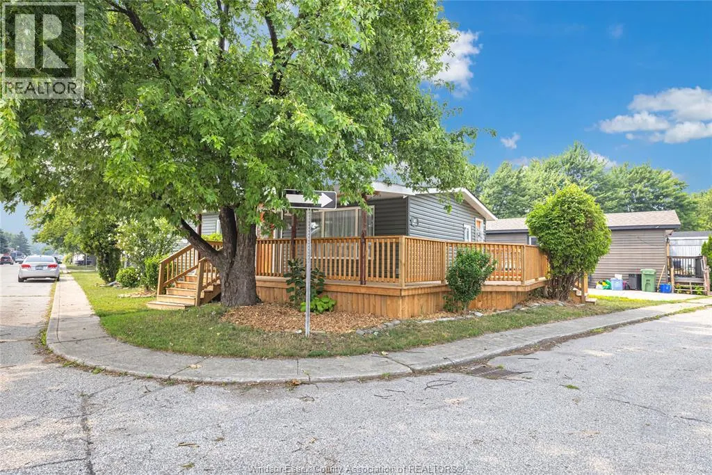 141 PAULA CRESCENT