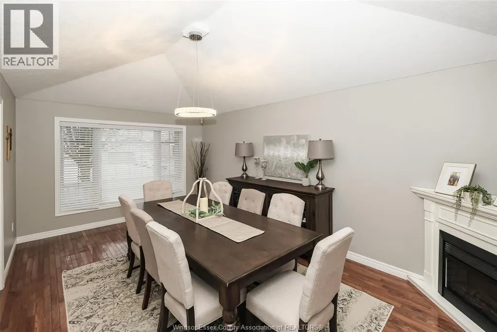 1490 MONCK