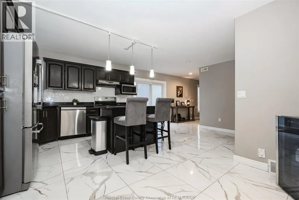 1490 MONCK
