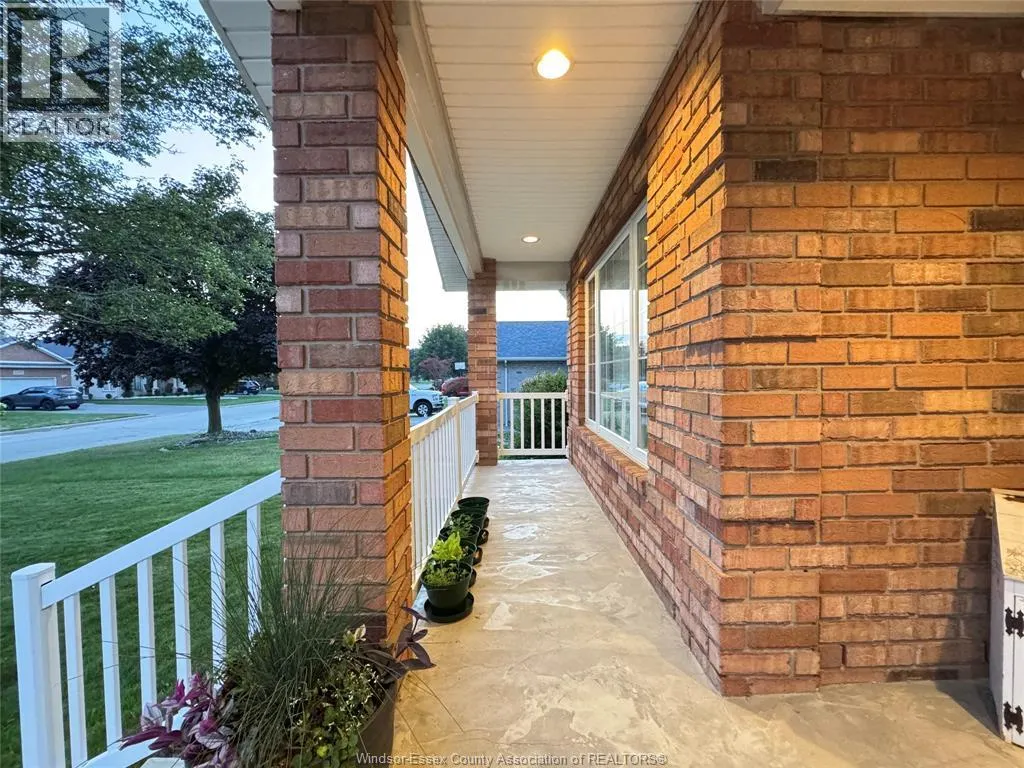 1490 MONCK