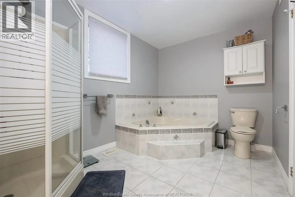 1490 MONCK