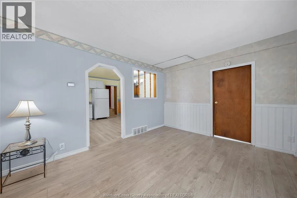 345 MAYFAIR