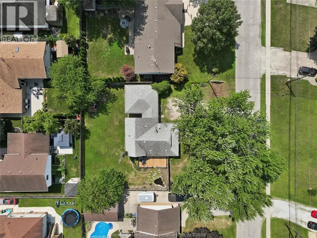 345 MAYFAIR