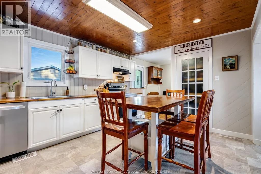 22644 MERLIN RD