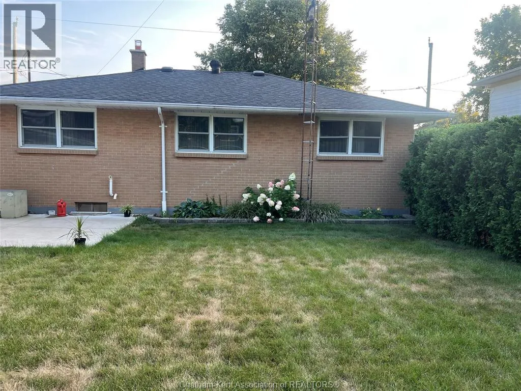 61 SEMENYN AVENUE