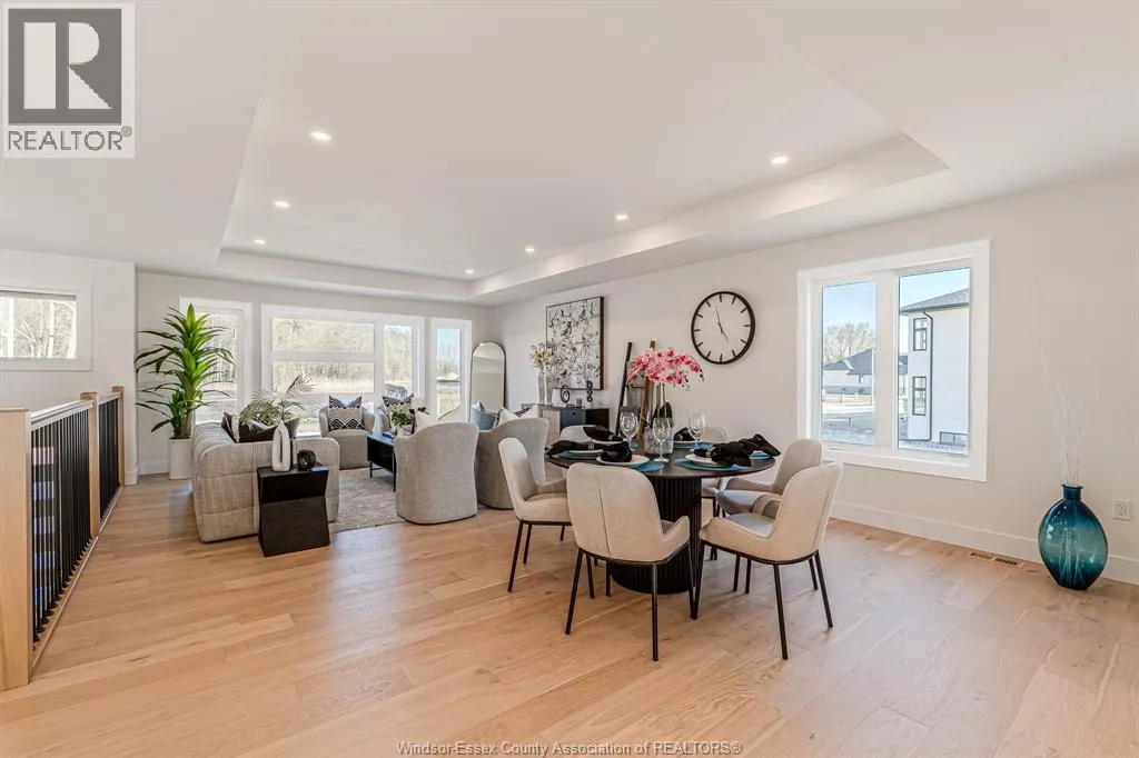 2588 MAYFAIR