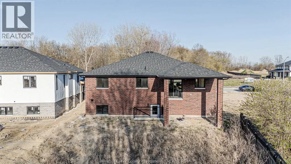 2588 MAYFAIR