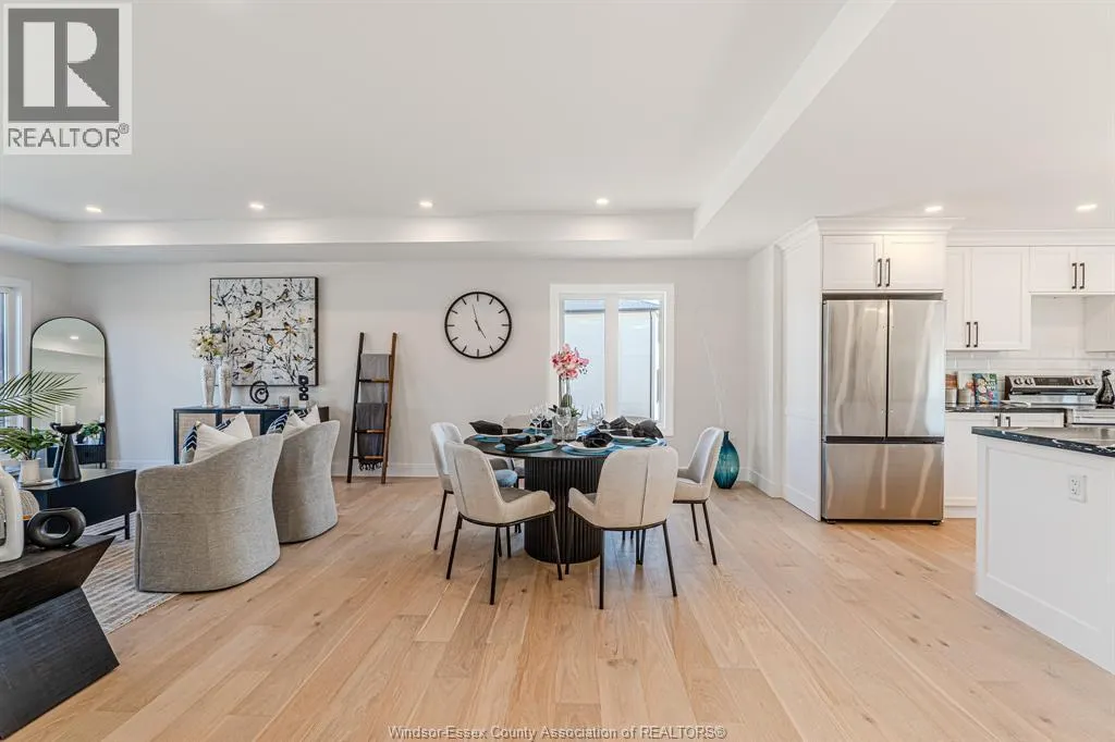 2588 MAYFAIR