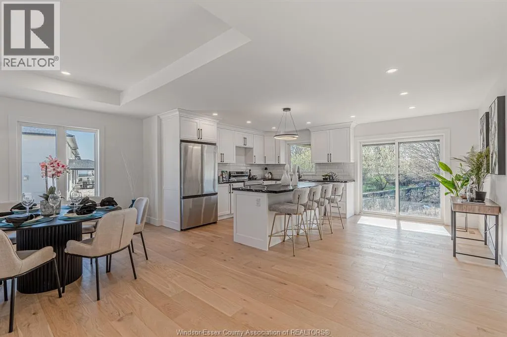2588 MAYFAIR