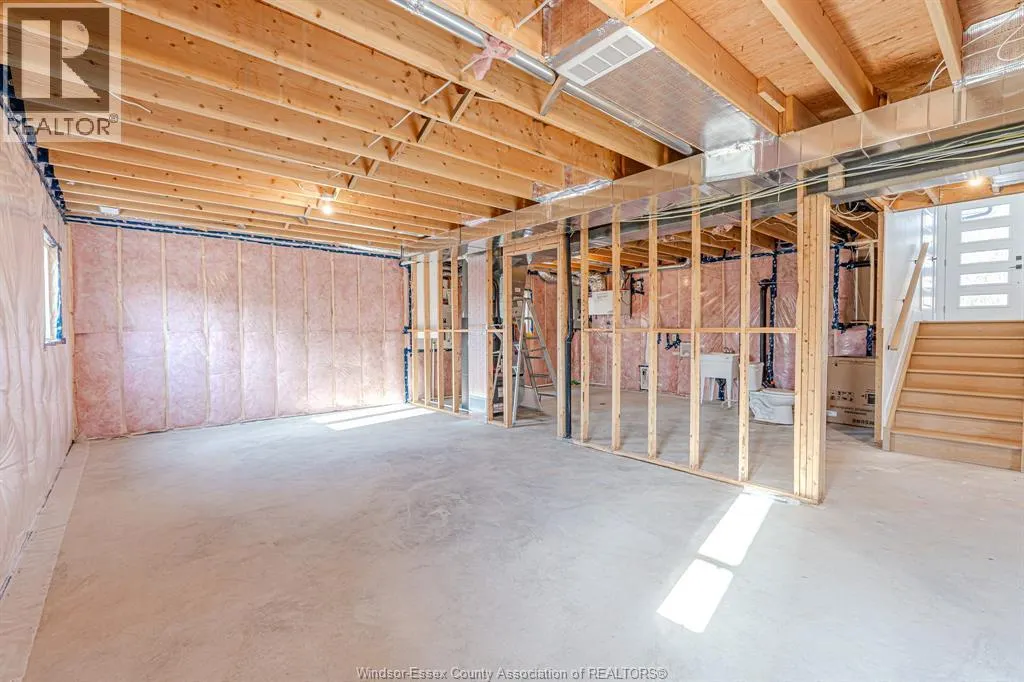 2588 MAYFAIR