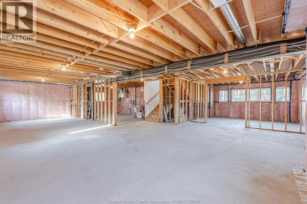 2588 MAYFAIR