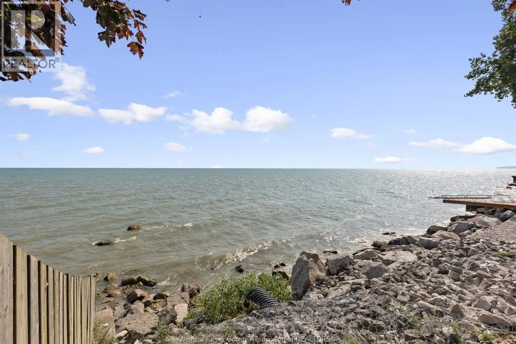 976 WATERS BEACH