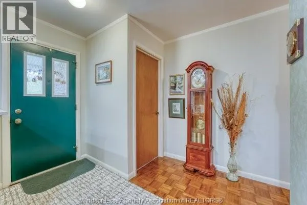 331 BAYVIEW CRESCENT