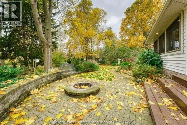 331 BAYVIEW CRESCENT